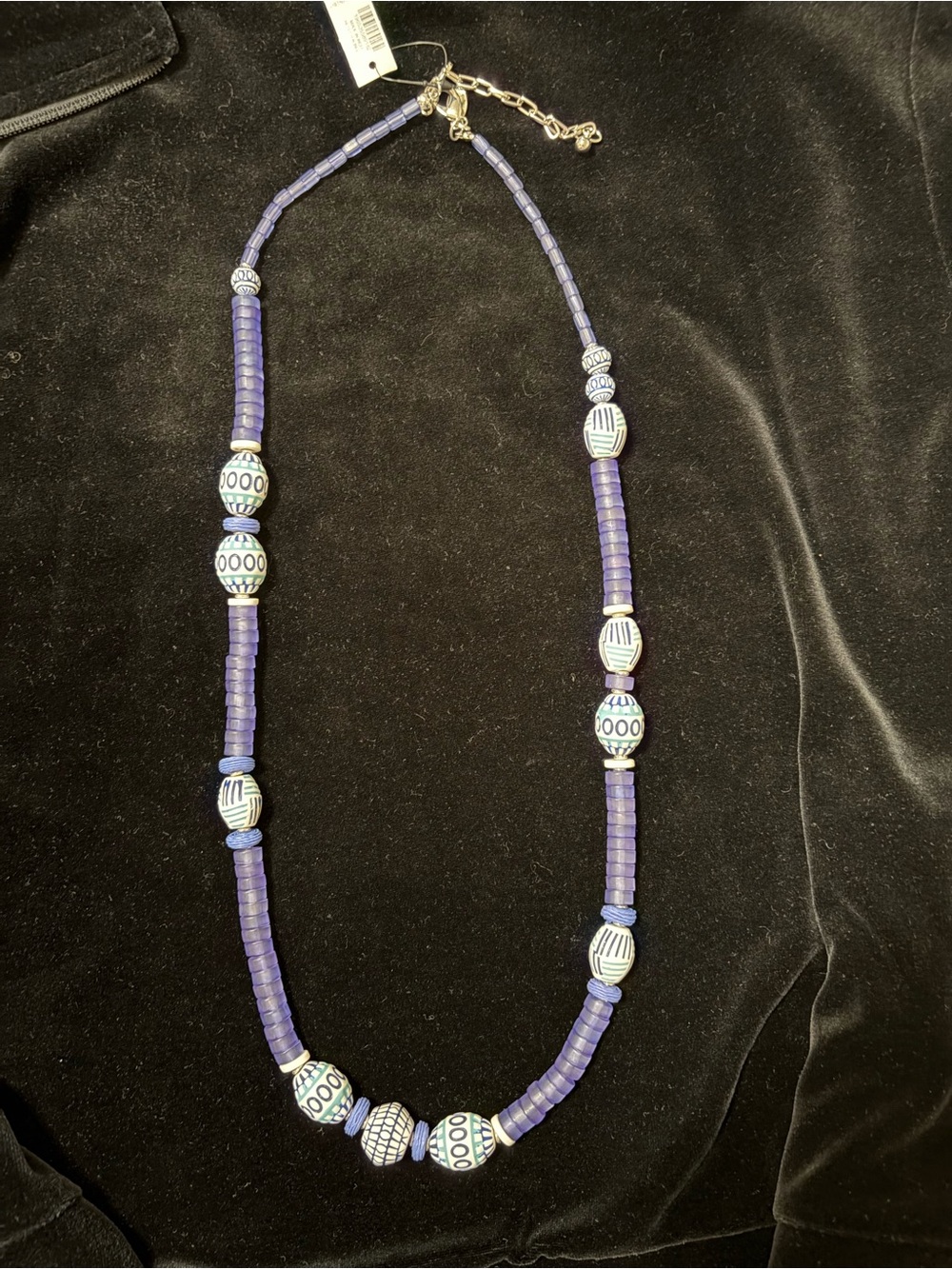 Title: Chico's NWT Blue and White Mosaic Beaded Statement Necklace